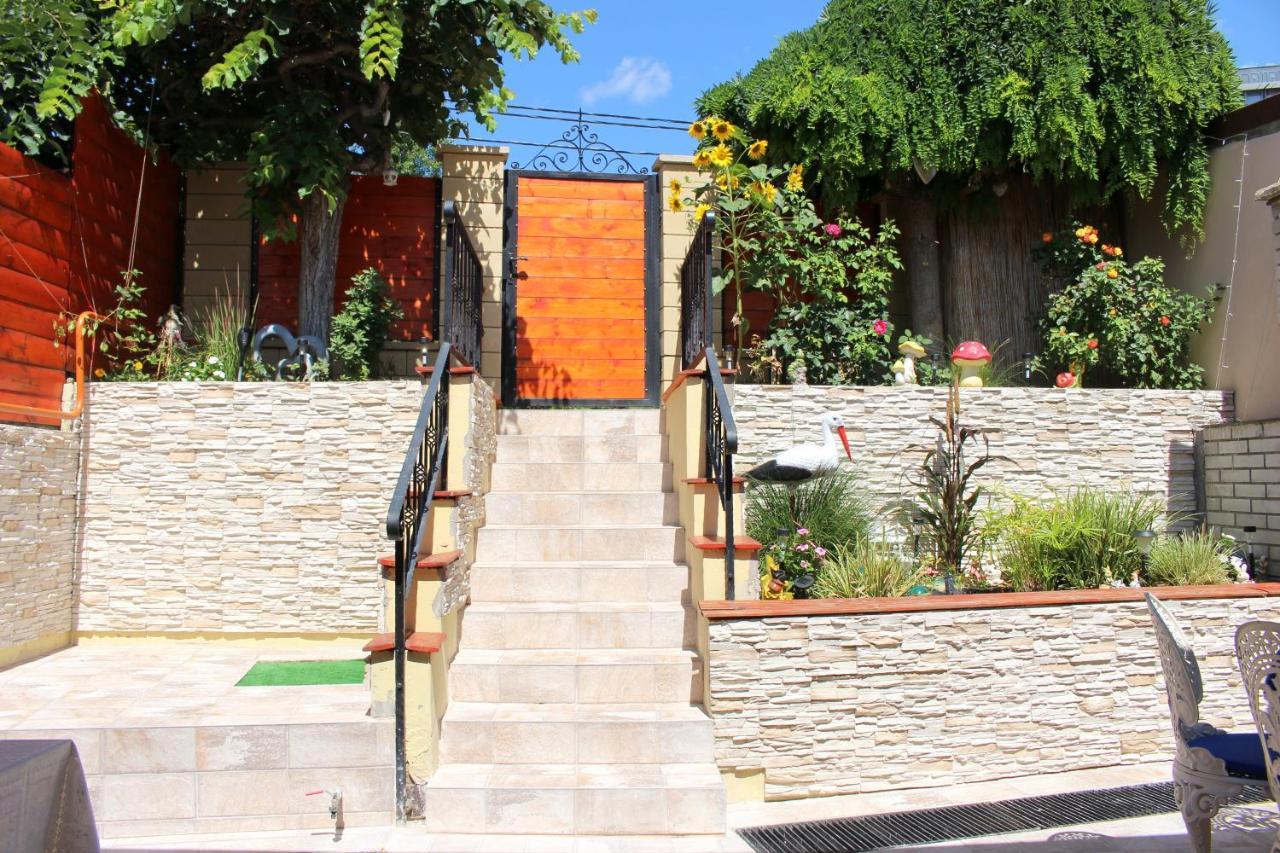 Villa Dolce Vita Eger Extérieur photo